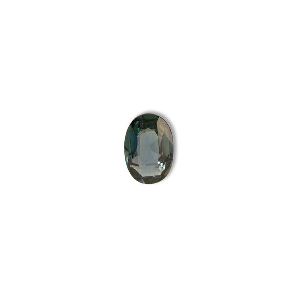 Madagascar 1.1CT Oval cut sapphire face-up view — Ruhuna Gemstones