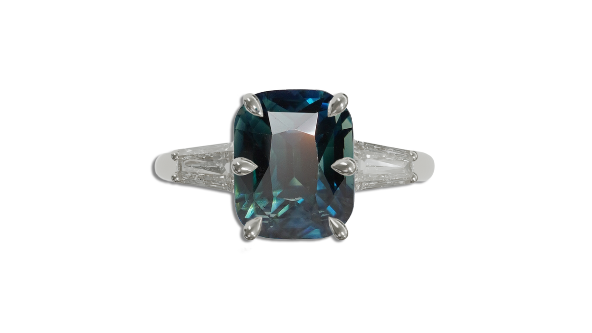 Madagascar Teal 2.64CT Araliya Trilogy 2.64Ct engagement ring detail view — Ruhuna Gemstones