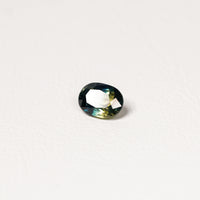 Australian Teal 1.45CT Oval cut sapphire side profile — Ruhuna Gemstones