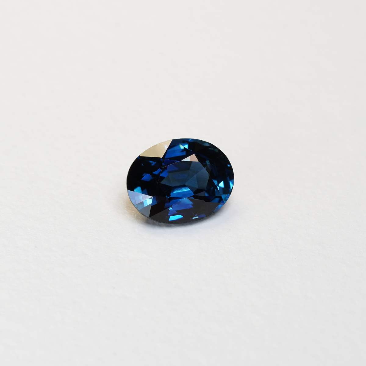 3.12 oval cut ceylon royal blue sapphire
