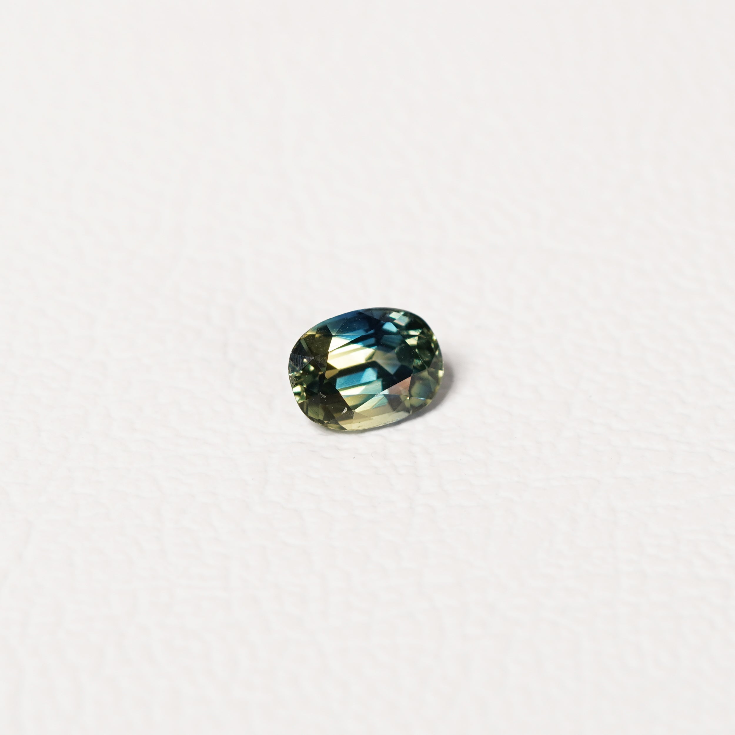 Australian Blue 0.8CT Oval cut sapphire top-down view — Ruhuna Gemstones