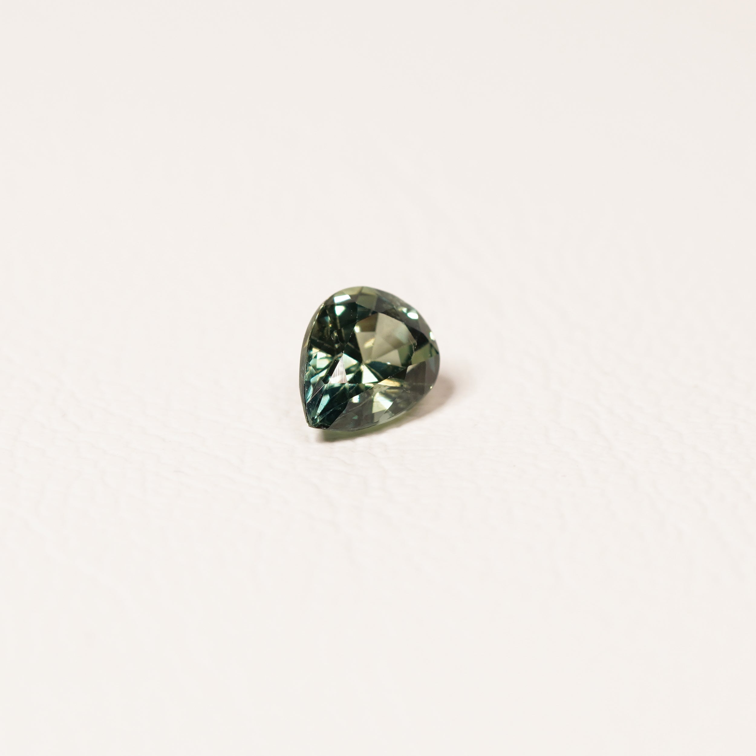 TEAL PEAR SAPPHIRE - 1.25CT