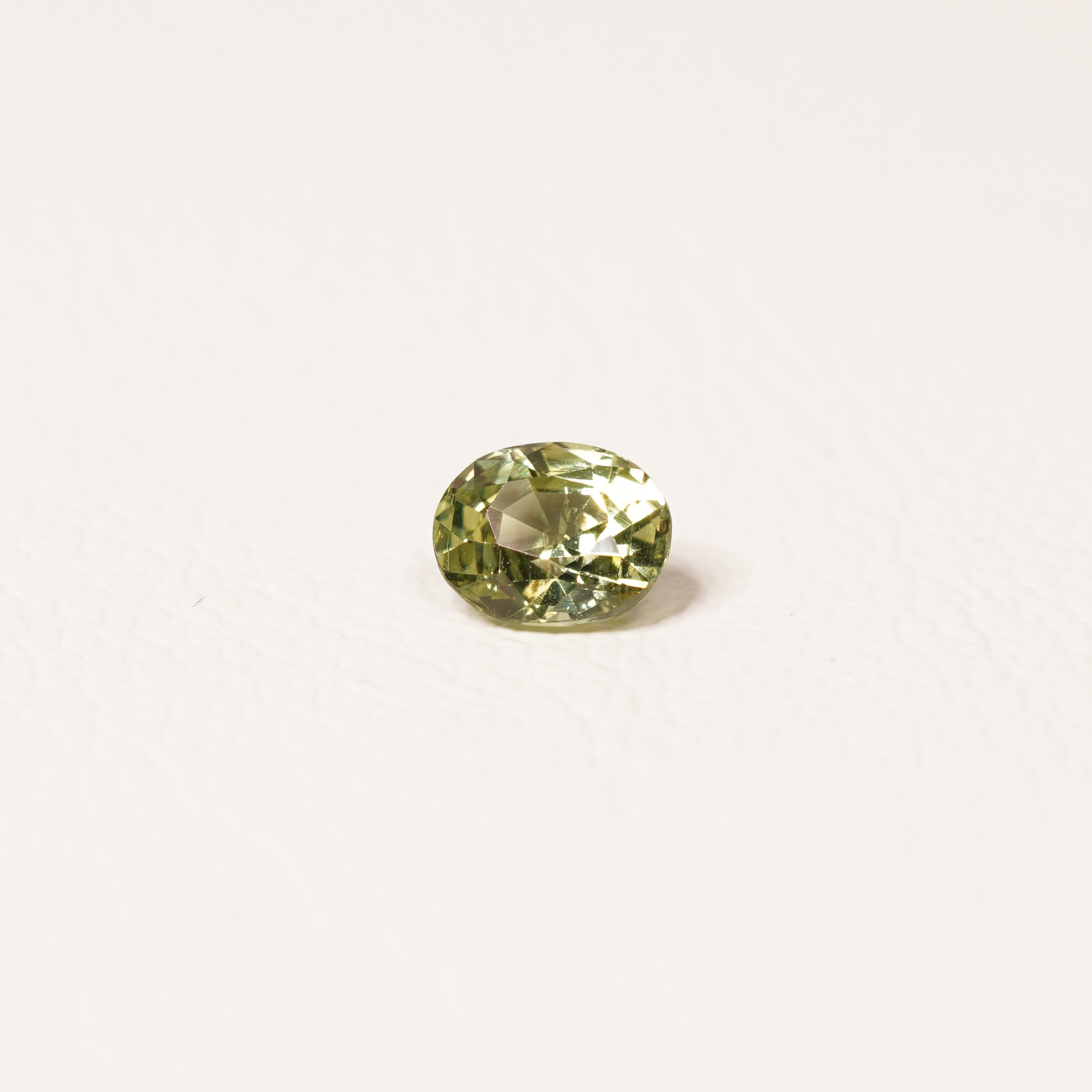 Madagascar Teal 1CT Oval cut sapphire top-down view — Ruhuna Gemstones