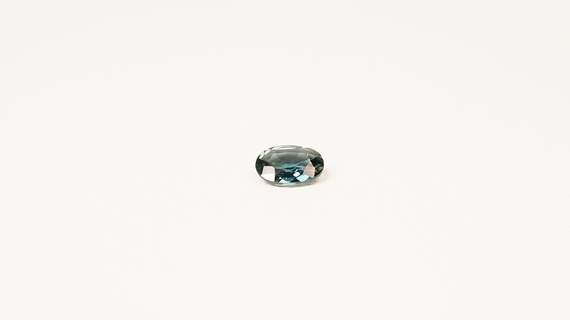 TEAL OVAL SAPPHIRE - 1.1CT