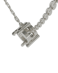 18 CARAT WHITE GOLD 
sapphire hidden bail necklace with double gallery basket in 18ct yellow gold
